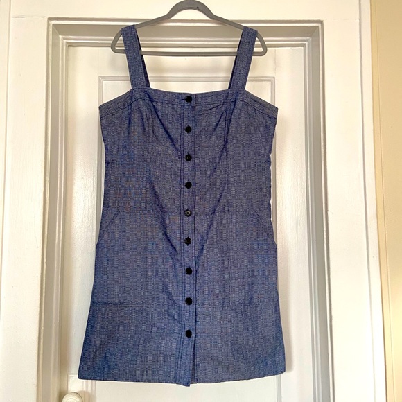Derek Lam Dresses & Skirts - Derek Lam Chambray Button Front Dress w Pockets 16